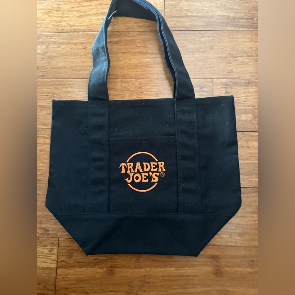 Trader Joe's Limited Edition Halloween Tote Bag - New with tag